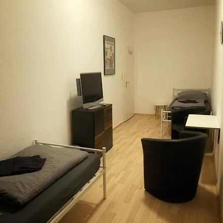 Homestay Schoene Ferienzimmer In *